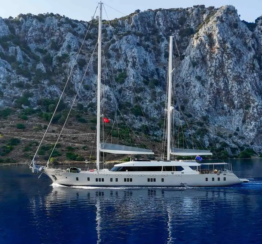De Love | 7-Cabin Luxury Motor Sailor | Bodrum Charter | Booktheboat