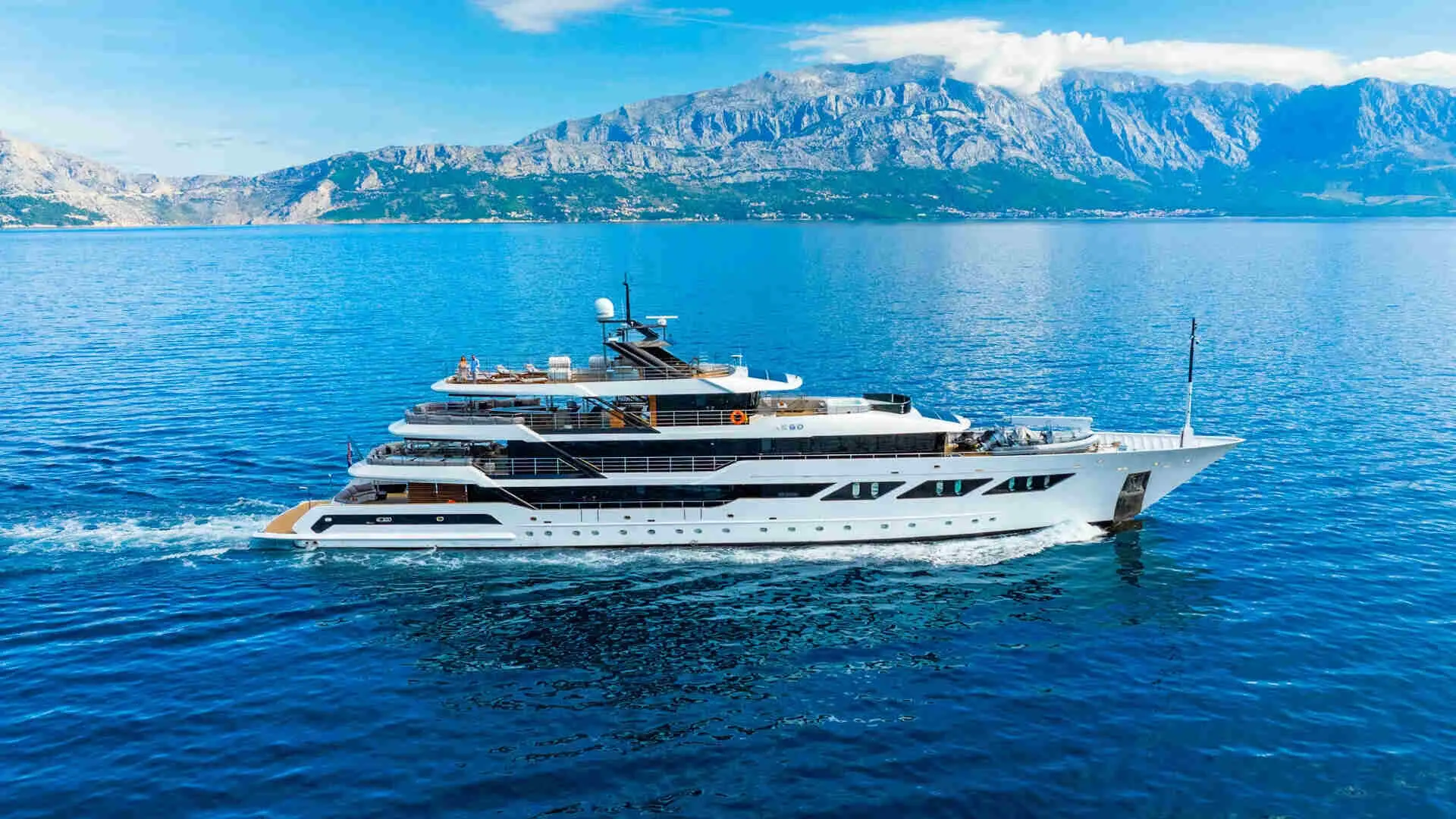 Argo | ICY 55 | 13-Cabin Luxury Motor Yacht | Croatia Charter | Booktheboat