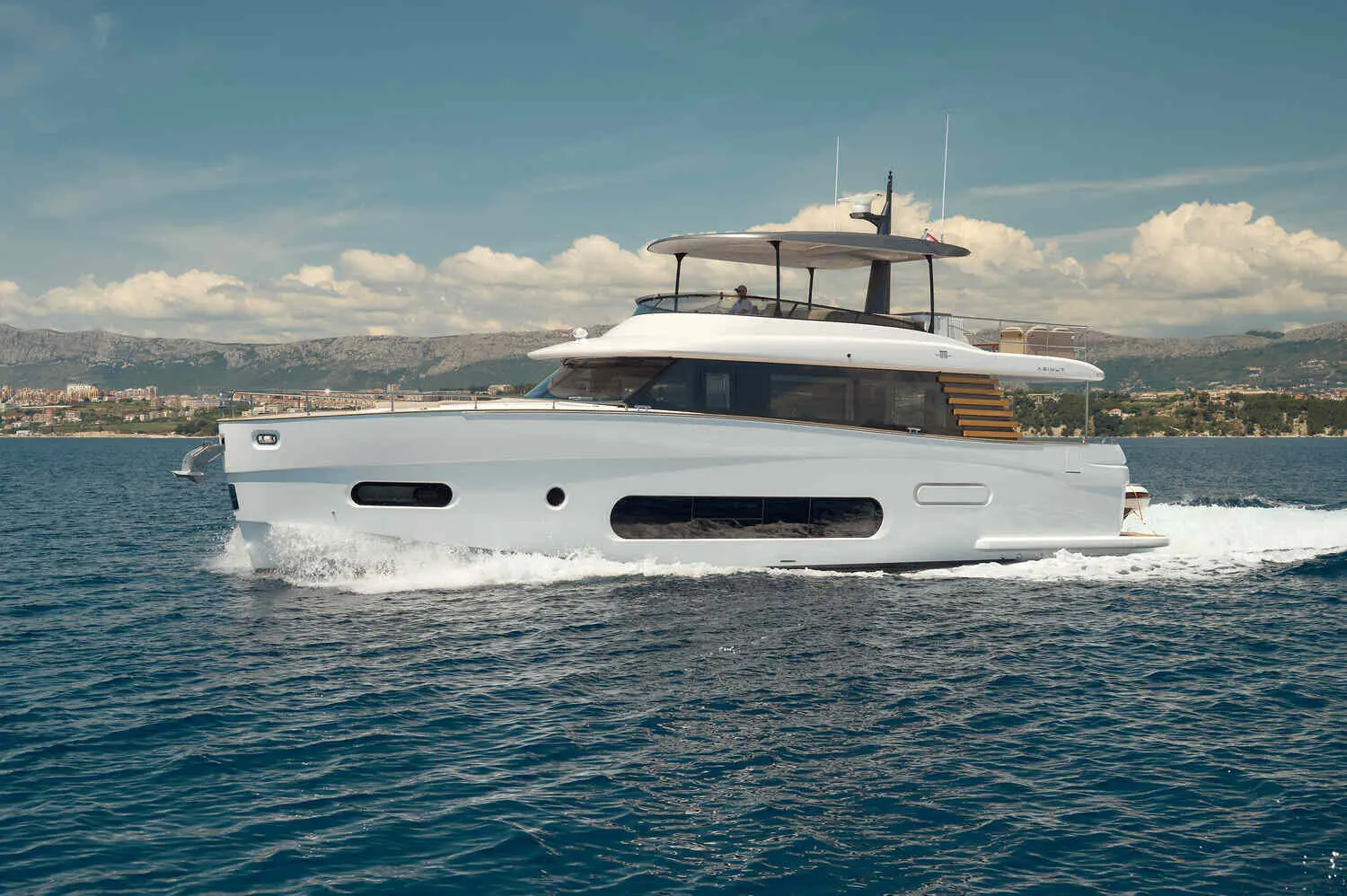 Princess M | Azimut Magellano 66 | 4-Cabin Luxury Motor Yacht | Croatia Charter | Booktheboat 
