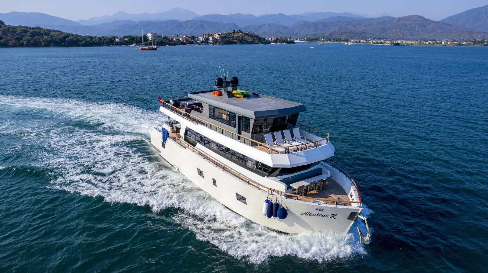 Albatros Explorer | 6-Cabin Luxurious Trawler | Fethiye Charter | Booktheboat 