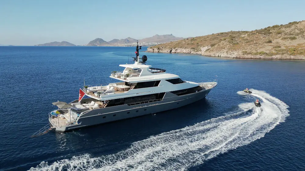 Illusion II | 6-Cabin Deluxe Motor Yacht | Greece Charter | Booktheboat