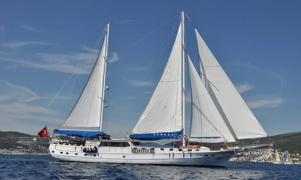 Cemre IV | 8-Cabin Luxury Gulet | Bodrum Charter | Booktheboat