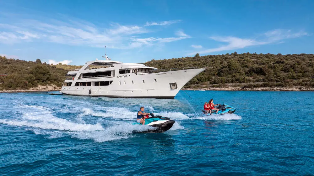 Karizma | 17-Cabin Luxury Motor Yacht | Croatia Charter | Booktheboat