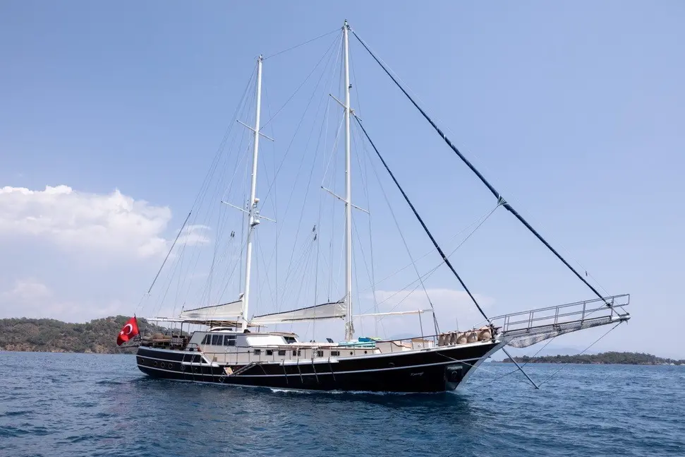Kanarya | 5-Cabin Luxury Gulet | Bodrum Charter | Booktheboat 
