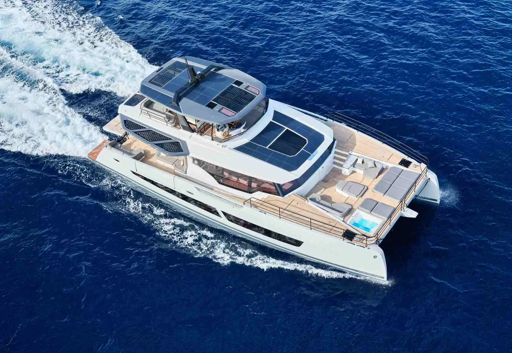 Alina | Fountaine Power 80 | 5-Cabin Luxury Power Catamaran | Greece Charter | Booktheboat 