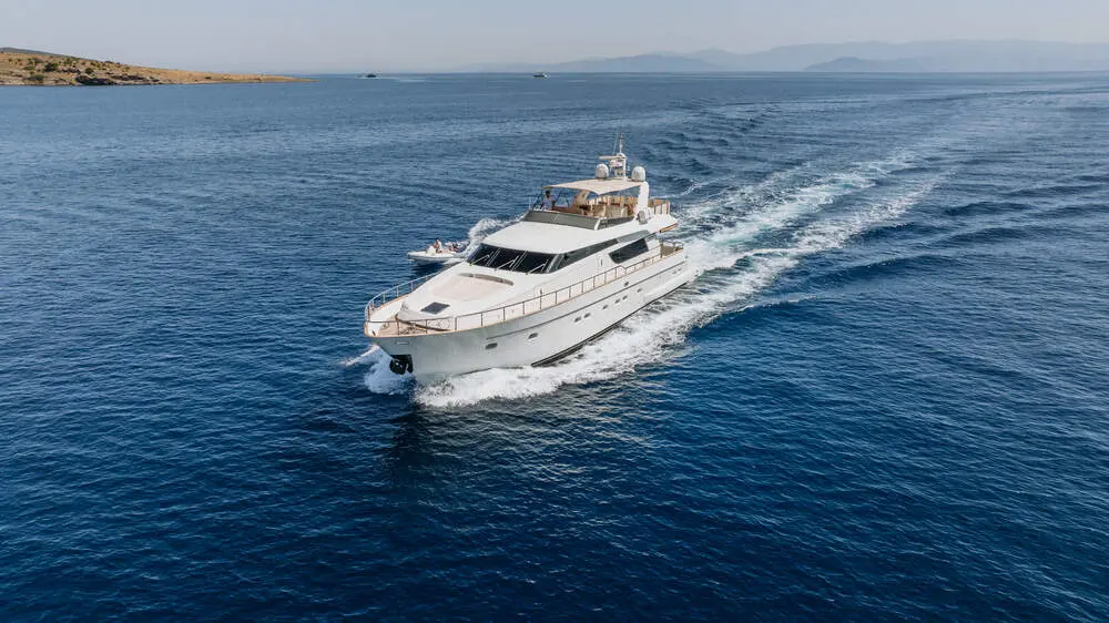 Kuum | Sanlorenzo 72 | 4-Cabin Luxurious Motor Yacht | Bodrum Charter | Booktheboat 